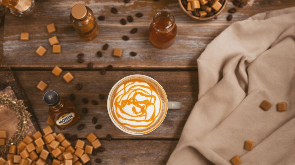 Café caramel avec sirop Monin